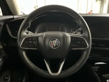 2022 Buick Envision - image 18