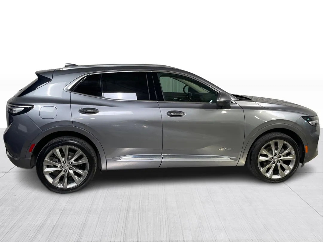 2022 Buick Envision — photo 2