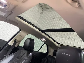 2022 Buick Envision - image 6