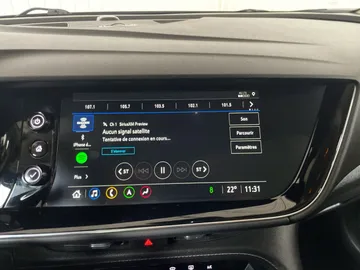 2022 Buick Envision - image 34