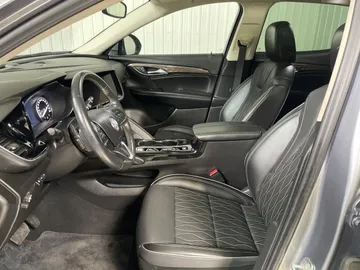 2022 Buick Envision - image 3