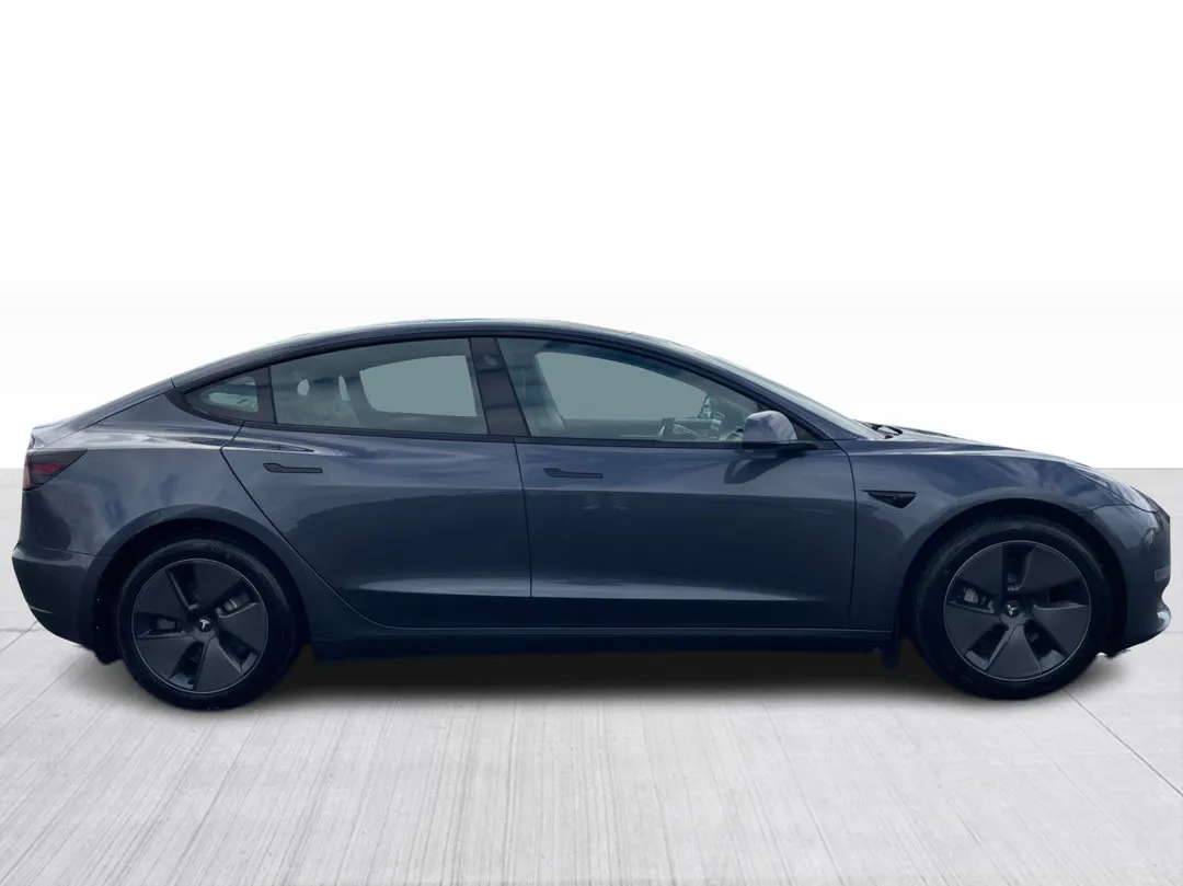 Tesla Model 3 2023 à vendre - photo 2