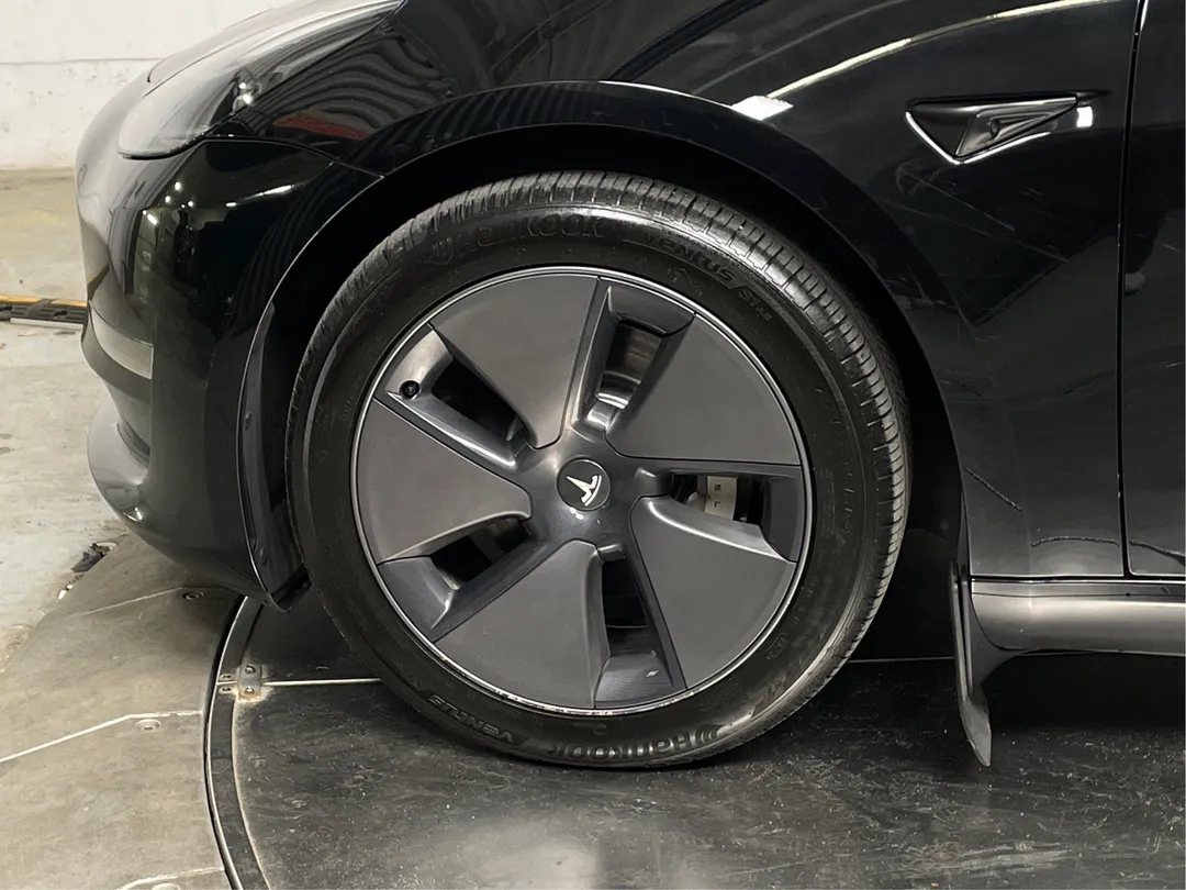 2023 Tesla Model 3 Standard Range, photo 6