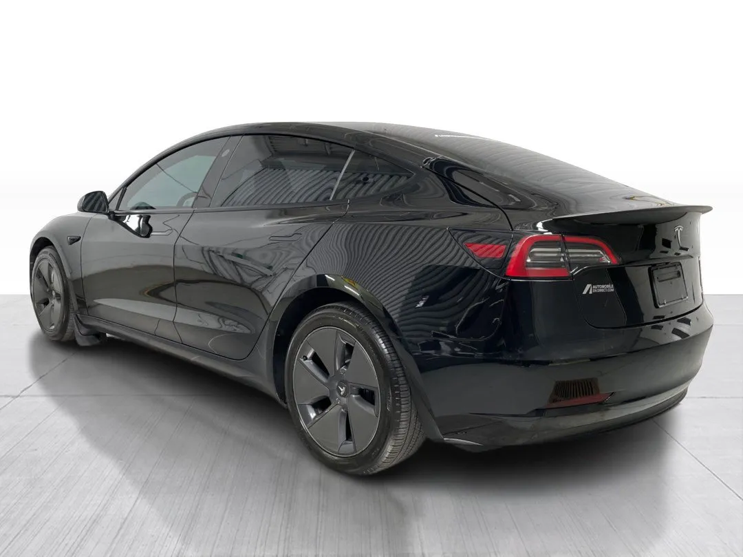 2023 Tesla Model 3 Standard Range, photo 10