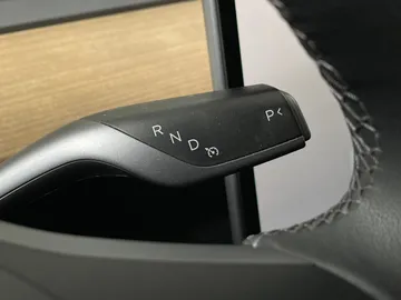 2023 Tesla Model 3 - image 31