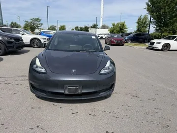 2023 Tesla Model 3 - image 2