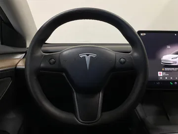 2023 Tesla Model 3 - image 20