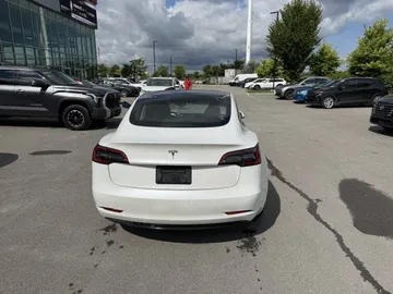 2023 Tesla Model 3 - image 6