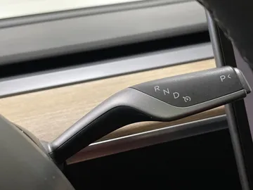 2023 Tesla Model 3 - image 23