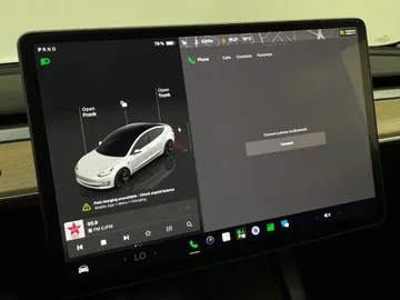 2023 Tesla Model 3 - image 21