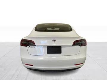 2023 Tesla Model 3 - image 12