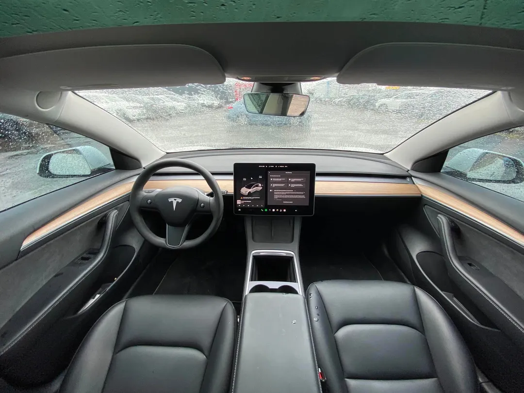 2023 Tesla Model 3, photo 8