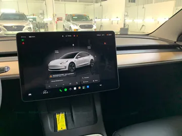 2023 Tesla Model 3 - image 17