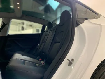2023 Tesla Model 3 - image 14