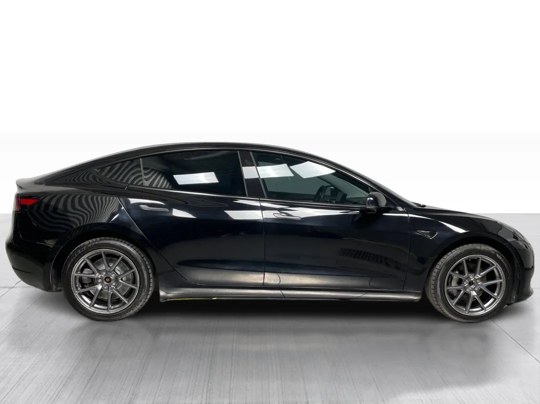 Tesla Model 3 2023 à vendre - photo 2
