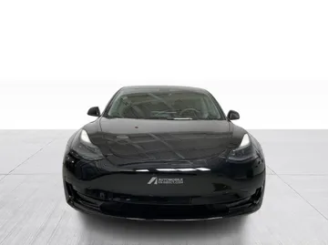 2023 Tesla Model 3 - image 8