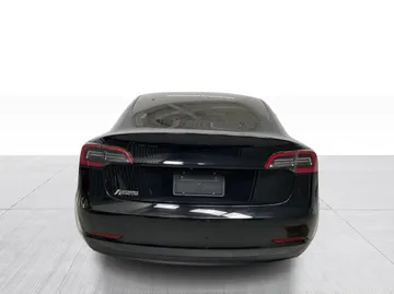 2023 Tesla Model 3 - image 12