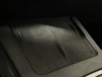 2023 Tesla Model 3 - image 29