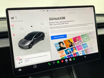 2024 Tesla Model 3 - image 24