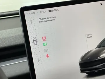 2024 Tesla Model 3 - image 23