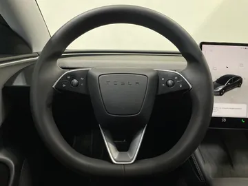 2024 Tesla Model 3 - image 20