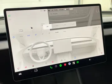 2024 Tesla Model 3 - image 18
