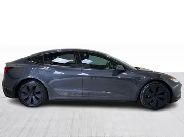 2024 Tesla Model 3 - image 2