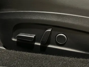 2024 Tesla Model 3 - image 16