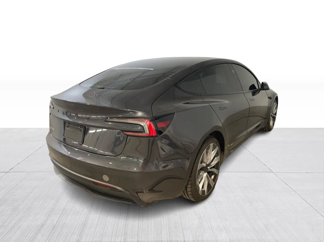 2024 Tesla Model 3 Standard Range, photo 7