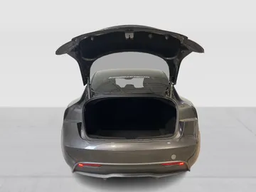 2024 Tesla Model 3 - image 13