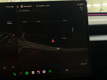 2024 Tesla Model 3 - image 23