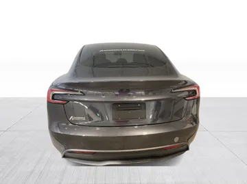 2024 Tesla Model 3 - image 7