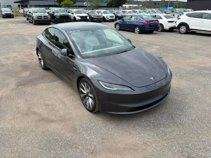 Tesla Model 3 2024 à vendre - photo 1
