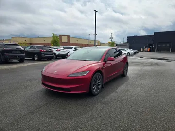 2024 Tesla Model 3 - image 3