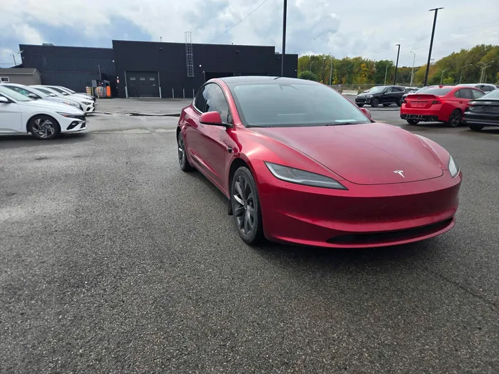 2024 Tesla Model 3 - main image