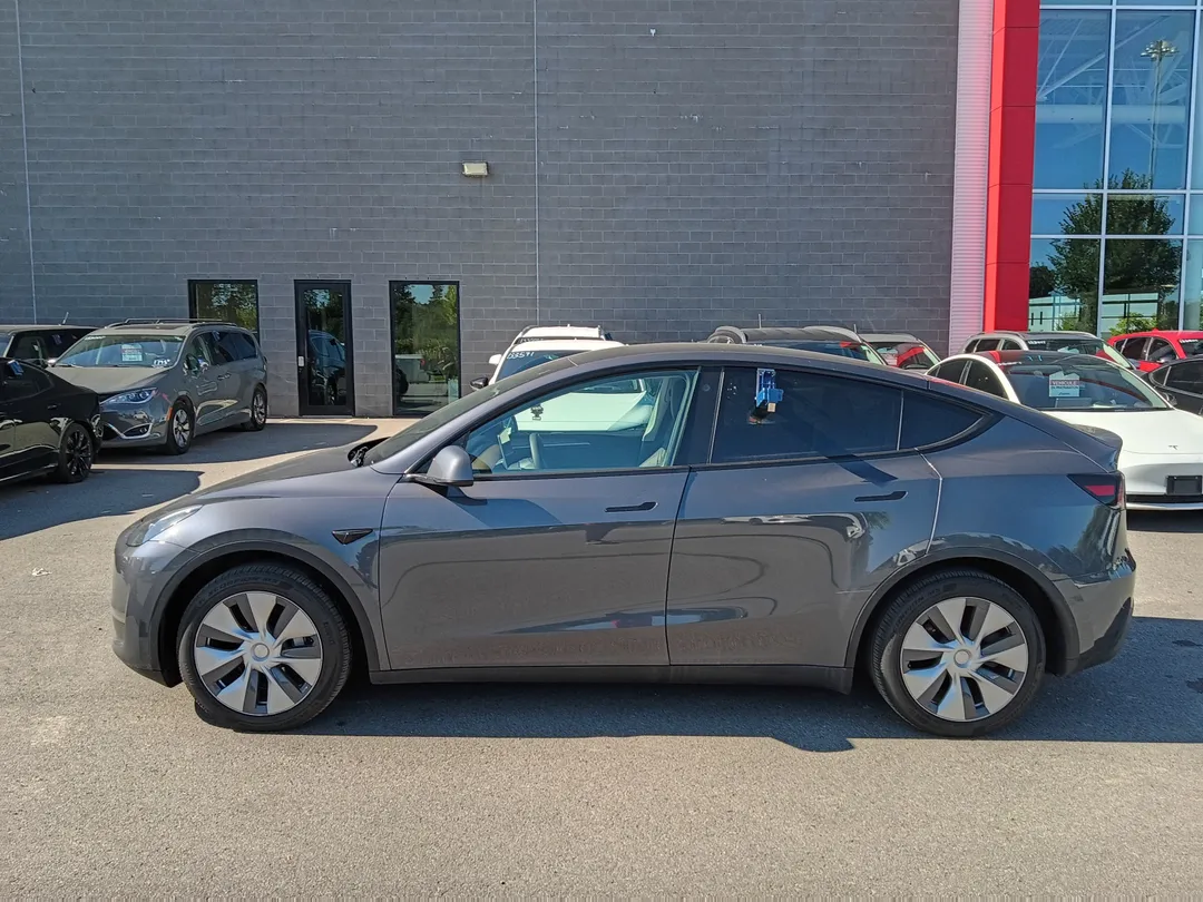 Tesla Model Y 2023 à vendre - photo 3