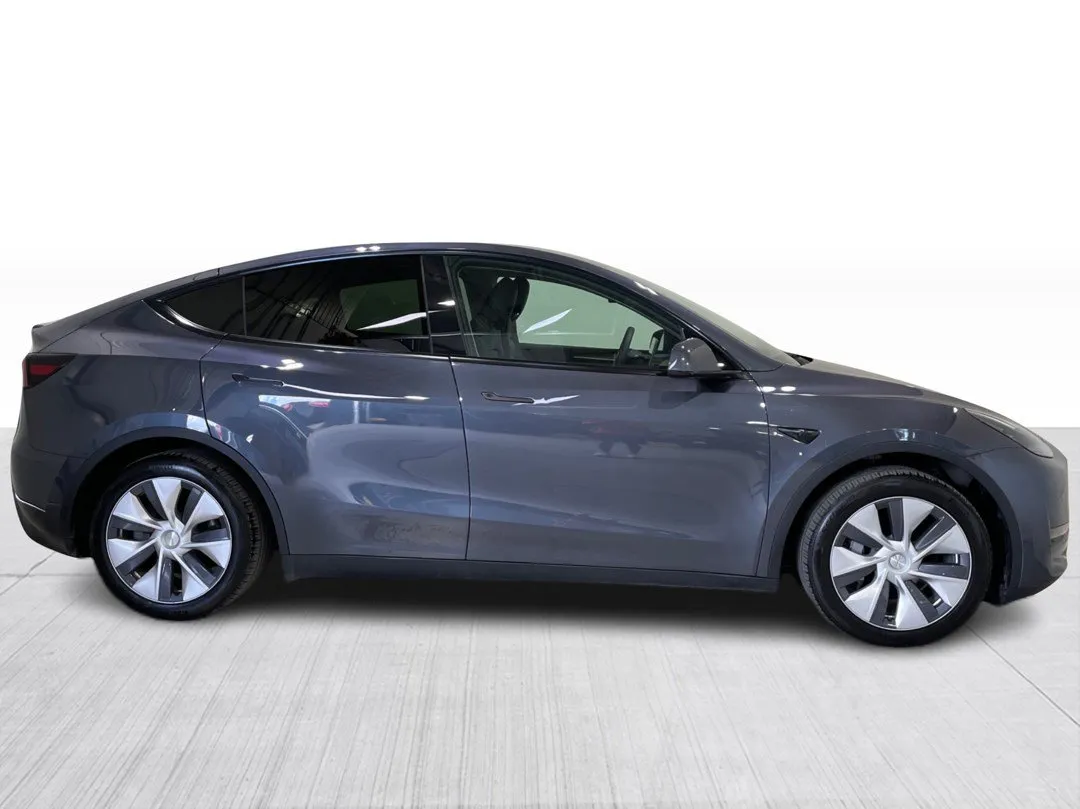2023 Tesla Model Y for sale - photo 2
