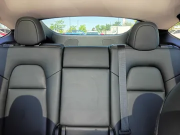 2023 Tesla Model Y - image 7