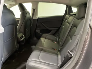 2023 Tesla Model Y - image 15