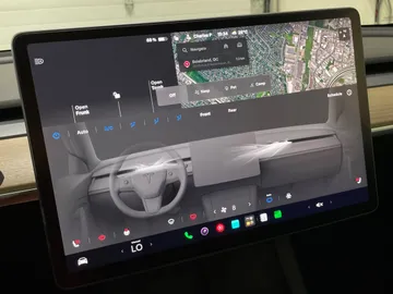 2023 Tesla Model Y - image 18
