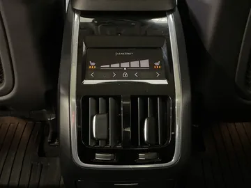 2021 Volvo S90 - image 36