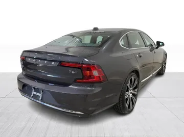 2021 Volvo S90 - image 15