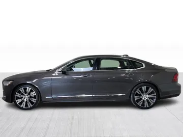 2021 Volvo S90 - image 11