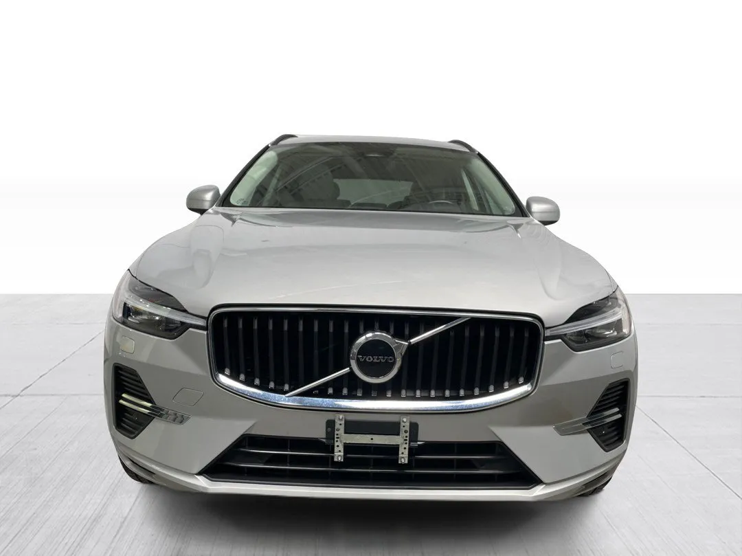 2022 Volvo XC60 — photo 8