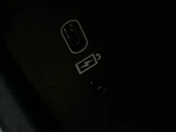 2022 Volvo XC60 - image 30