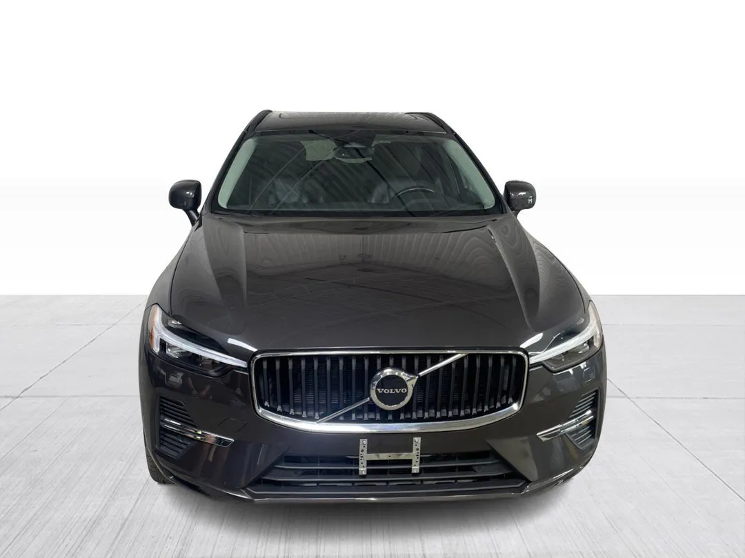 2022 Volvo XC60 — photo 8