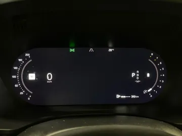 2022 Volvo XC60 - image 18