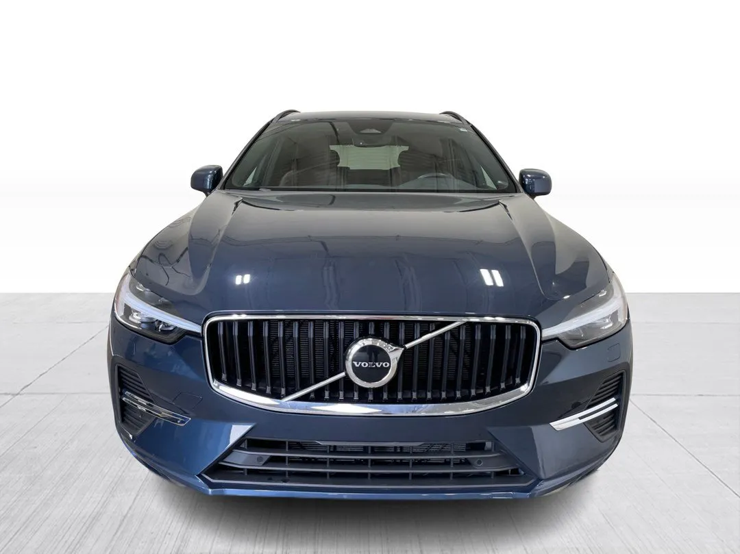 2022 Volvo XC60 — photo 8