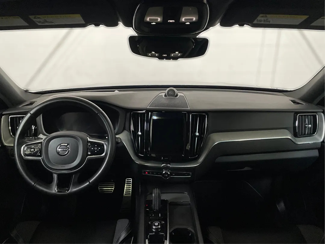 2022 Volvo XC60 — photo 4