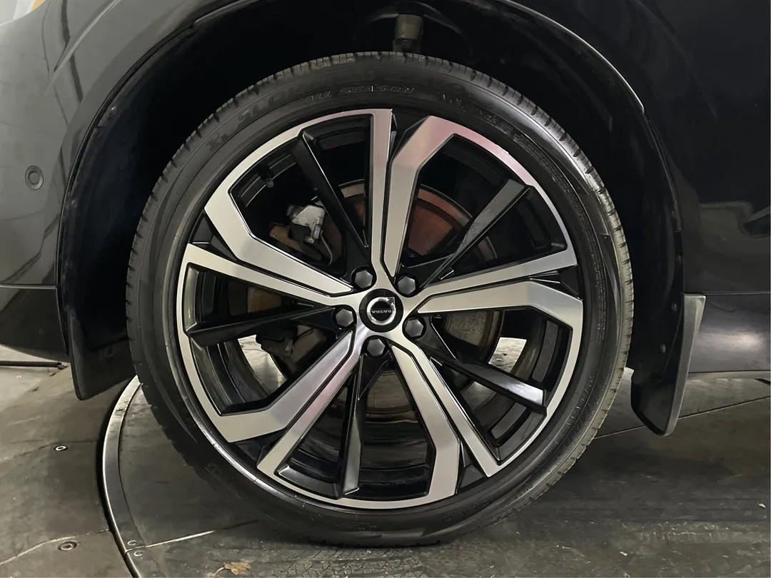2022 Volvo XC60 — photo 6